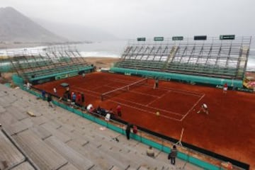 Iquique, 13 de Julio 2016.
Tenis, Copa Davis.
Vista general de la cancha, durante el entrenamiento de Chile en el Centro Recreacional del Ejercito Huayquique, antes de la segunda ronda del Grupo I contra Colombia en Copa Davis. 
Alex DÃ­az DÃ­az/Photosport.