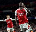 El Arsenal se aferra a Saka