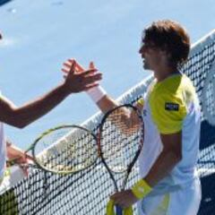 Ferrer, a semis tras remontar a Almagro en una batalla