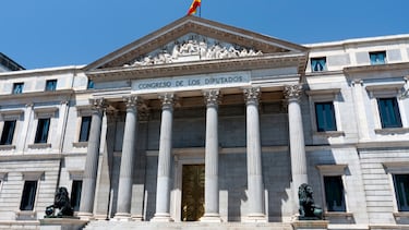 Aprobada la ley de bienestar animal excluyendo a los perros de caza