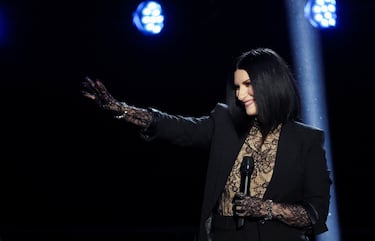 Georgina deslumbra en la gala los Latin Recording Academy