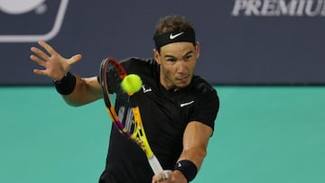 Rafael Nadal durante un torneo de tenis este año 2021