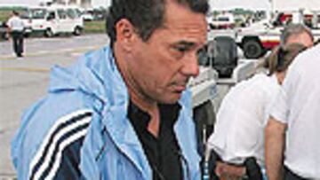 <b>Centrales.</b> "Nunca hablé de traer uno. Tenemos jugadores que pelean por la competencia".