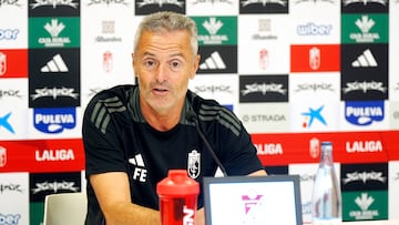 12-10 Rueda de prensa del entrenador del Granada CF, Fran Escribá, previa al partido que enfrentara al Granada CF y al Cordoba CF en la jornada 9 de la Liga Hypermotion
