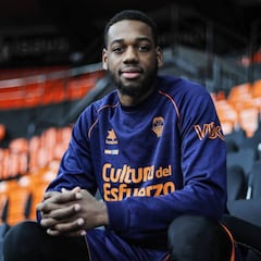 Jordan Loyd: "Hacer de Curry me hizo sentirme útil en el anillo"