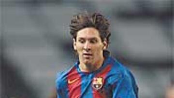 Messi, argentino de 17 años, ya está teniendo bastantes minutos en el Barcelona esta temporada.