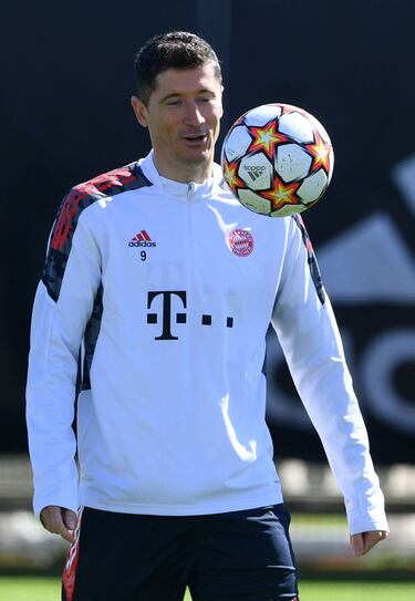 Robert Lewandowski reportedly reaches agreement with FC Barcelona