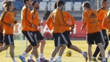 Bale lleva 12 días tocado y de baja por un golpe en el gemelo