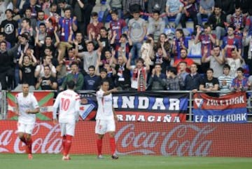 Bacca se acerca a Neymar en la tabla de artilleros. 