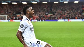 Liverpool (United Kingdom), 21/02/2023.- Vinicius Junior of Real Madrid celebrates after scoring his second goal during the UEFA Champions League, Round of 16, 1st leg match between Liverpool FC and Real Madrid in Liverpool, Britain, 21 February 2023. (Liga de Campeones, Reino Unido) EFE/EPA/Peter Powell
