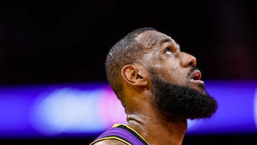 LeBron James llega a 20