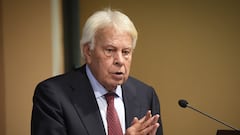 El expresidente del Gobierno Felipe González durante su intervención en el acto. A 13 de junio de 2024, en Sevilla (Andalucía, España). El expresidente del Gobierno Felipe González ha recibido este jueves el IV premio 'Alumni de Honor' de la Universidad de Sevilla.
13 JUNIO 2024
María José López / Europa Press
13/06/2024