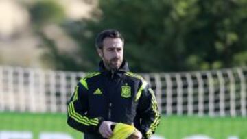 Jorge Vilda durante un entrenamiento con la selecci&oacute;n espa&ntilde;ola.