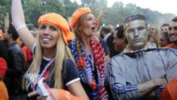 La afición holandesa celebró así el triunfo sobre México.