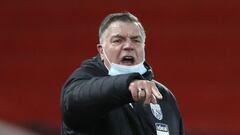 LIVERPOOL, ENGLAND - DECEMBER 27: Sam Allardyce, Manager of West Bromwich Albion gives his team instructions during the Premier League match between Liverpool and West Bromwich Albion at Anfield on December 27, 2020 in Liverpool, England. A limited number