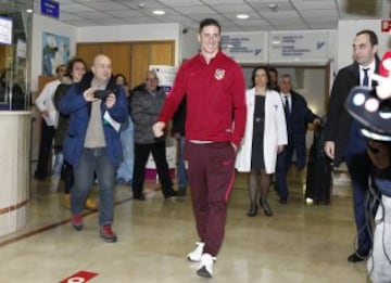 Torres ha recibido el alta de la clínica coruñesa en la que pasó la noche en observación y ha agradecido las muestras de cariño que ha recibido.