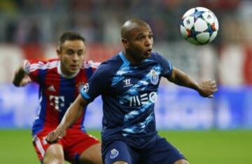 Yacine Brahimi.