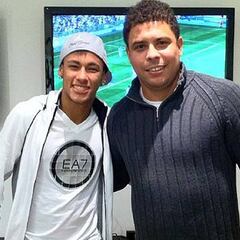 Ronaldo: "Neymar tiene todo para ganar el Balón de Oro"