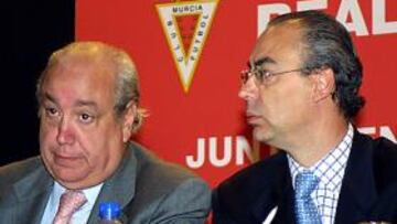 <b>COMO CUANDO ERAN MÁS JÓVENES. </b>Los hermanos Samper aparcan el fútbol hasta nuevo año.