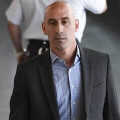 La Federación insiste en que solo se jugará sábados y domingos