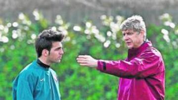 Cesc, junto a Wenger