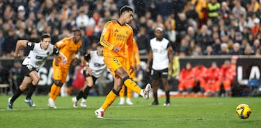 Aprobados y suspensos del Real Madrid contra el Valencia