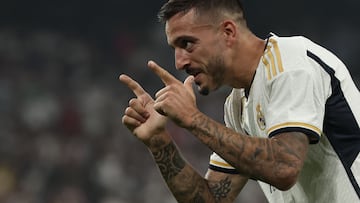 Real Madrid's Spanish forward #14 Joselu celebrates after scoring his team's second goal during the Spanish league football match between Real Madrid CF and UD Las Palmas at the Santiago Bernabeu stadium in Madrid on September 27, 2023. (Photo by Thomas COEX / AFP)