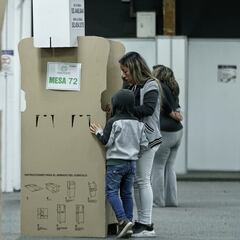 ¿Dónde votar en las elecciones y cómo consultar con cédula en Registraduría mi puesto de votación?