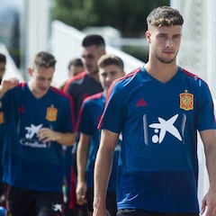 Javi Puado será presentado el martes al mediodía