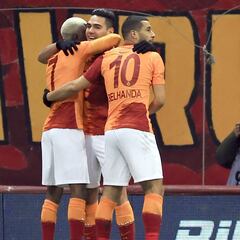 Falcao vuelve a ser titular con dos goles