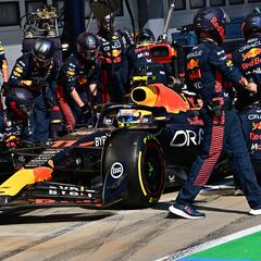 Red Bull hace con Checo Pérez la parada en pits más rápida del 2023