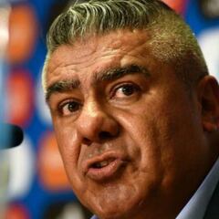 Tapia: "Sé que están trabajando en dos años sin descensos"