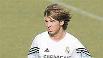 <b>OTROS TIEMPOS. </b>Celades ha jugado en el Real Madrid.