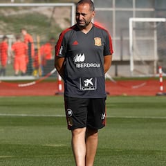 Pedro López da la lista de la Sub-20 para preparar el Mundial