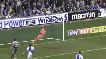 Las paradas de Ted Smith, el portero que quería Mou y que se ha retirado a los 24 años