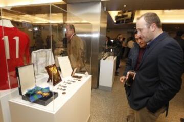 Las imágenes del homenaje a Paco Gento en el Bernabéu