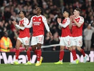 Arsenal strengthen their grip on the Premier League after beating Everton, while Manchester City drop points at West Ham. Check the remaining fixtures for both teams.