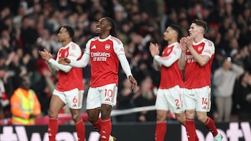 Arsenal strengthen their grip on the Premier League after beating Everton, while Manchester City drop points at West Ham. Check the remaining fixtures for both teams.