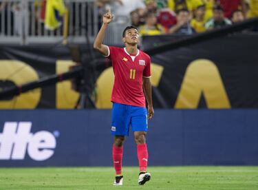 El jugador del Saprissa cuenta con 44 convocatorias oficiales a la selección. Disputará el Mundial de Rusia en el que intentará dejar atrás su actual marca de 9 anotaciones. 