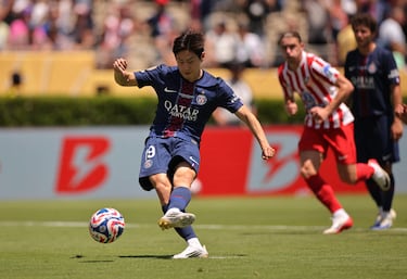 No falló el jugador coreano desde los once metros, engañando a Oblak en su lanzamiento. Otro tanto más para el PSG, otro varapalo más para el Atlético de Madrid en su debut.