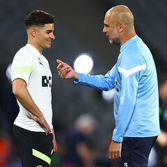 Julián Álvarez hace historia y es ignorado por Guardiola