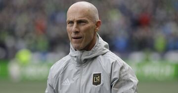 El entrenador de LAFC tiene en lo más alto de la MLS a su equipo y tendría que implementar un 4-4-2 para hacer encajar a los jugadores mencionados en la presente lista.