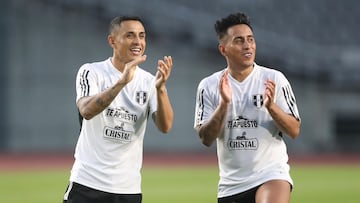 Flores, Cueva, Zambrano, Yotún... una generación sin reemplazo regresa al Perú