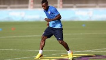 El Málaga cede a Bobley Anderson al Waregem belga