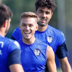 Dani Gómez, pólvora para un Espanyol austero en el mercado