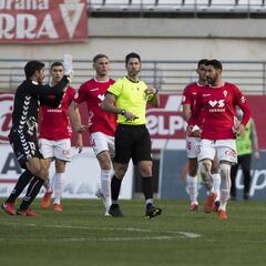 El árbitro desactiva al Murcia