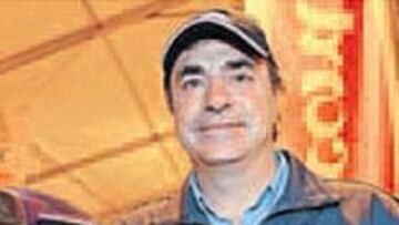 <b>LISTO.</b>Carlos Sainz pasó sin problemas los controles técnicos.