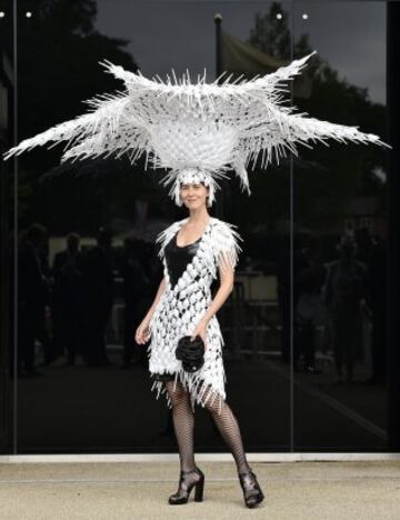 Glamour y sombreros imposibles en Ascot