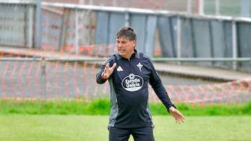 Alejandro Menéndez presenta unos pobrísimos números en su etapa en el Racing de Ferrol.