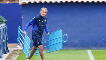 11/10/22 ENTRENAMIENTO DEL LEVANTE UD -
CHEMA SANZ